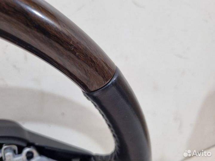 Руль Toyota Land Cruiser 200 2016-2022