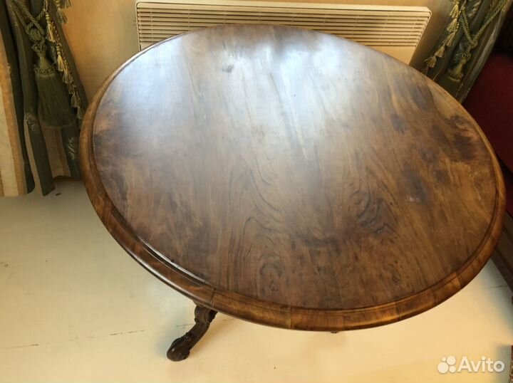 Столик старинный ореховый