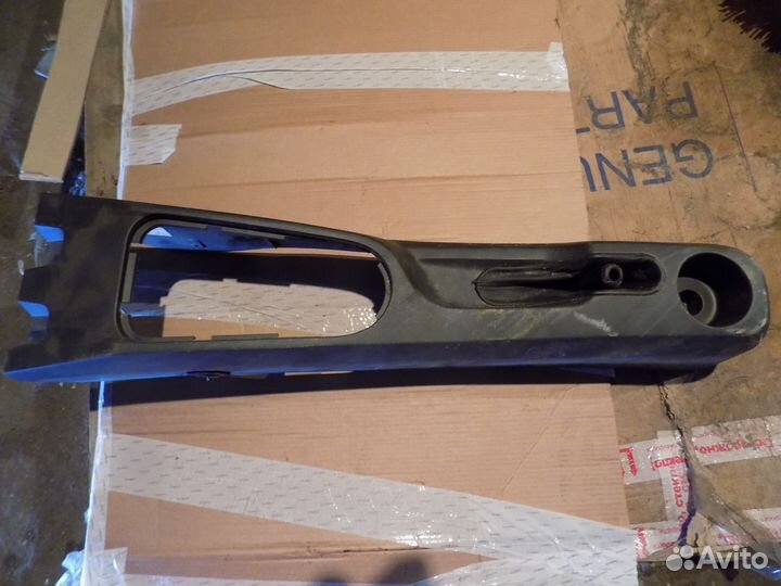 Центральная консоль. Центральный тонель FAW V5