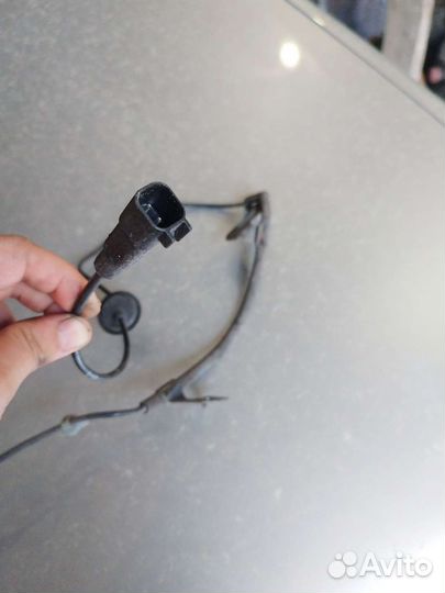 Задние ступицы,датчики absMitsubishi outlander xl