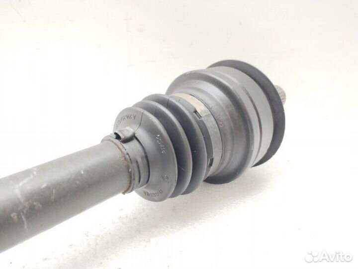 Полуось (привод) задний левый Mercedes-Benz