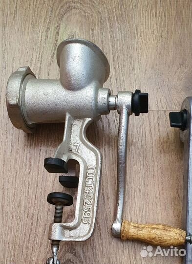 Мясорубка ручная СССР чугунная