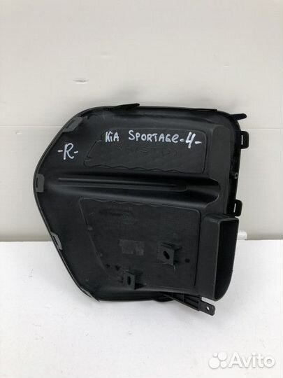 Рамка противотуманной фары правой Kia Sportage 4