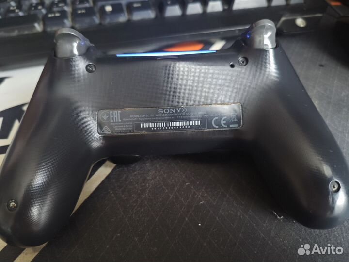 Геймпад dualshock 4