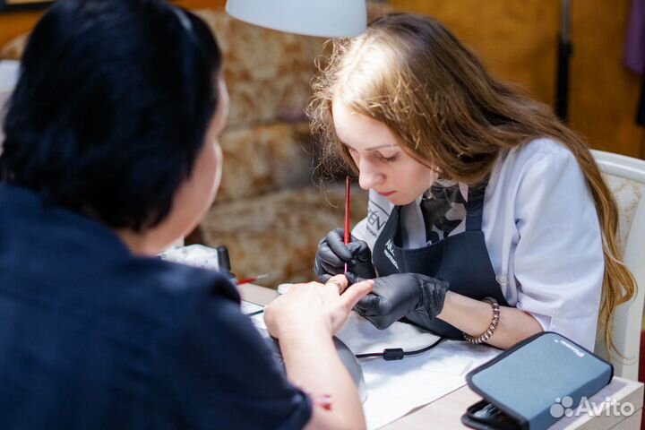 Работа мастер маникюра