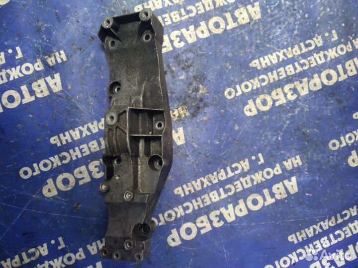 Кронштейн генератора. Ford Transit МИКРОАВТОБУС