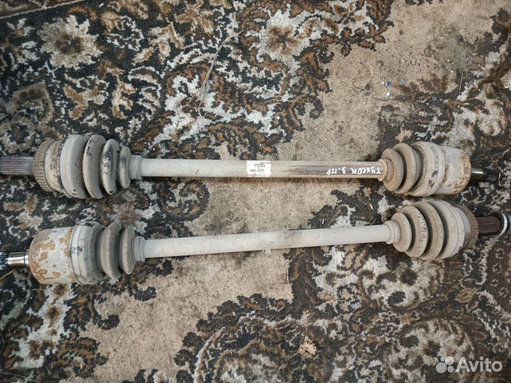 Привод, полуось задняя Hyundai Tucson 1