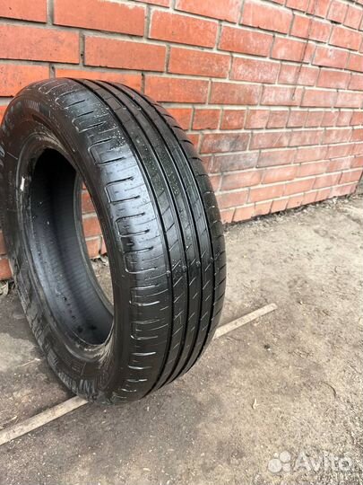 Goodyear EfficientGrip Performance 205/60 R16