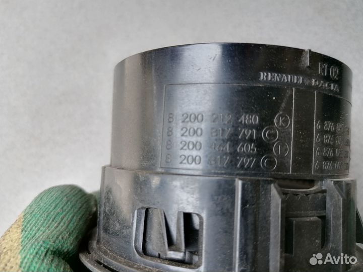 Дефлектор воздушный Renault Logan 2005-2014