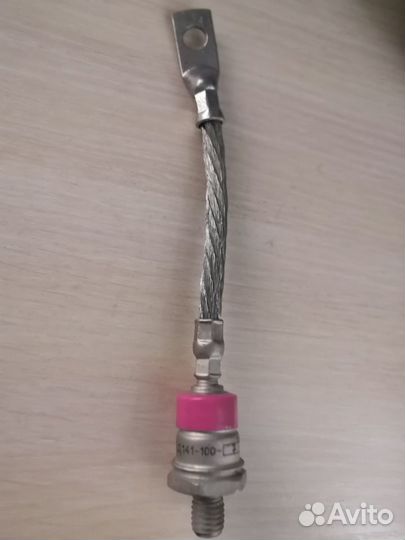 Диод Д141-100-7, Д161-250, 2Д143-800 Тиристор т143