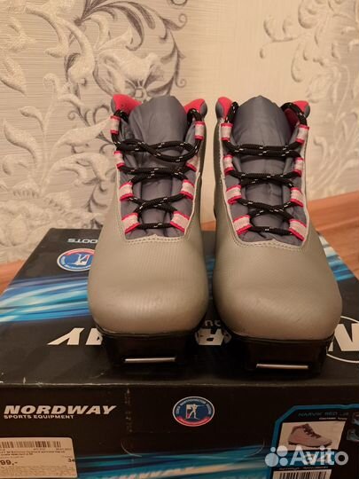 Лыжные ботинки р34