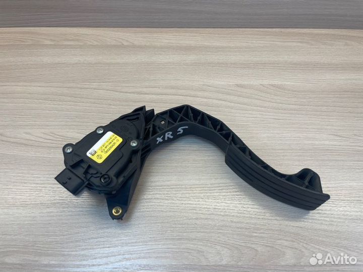 Педаль газа LADA X-Ray