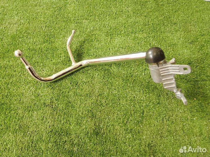 Кронштейн зеркала левый Toyota Dyna XZU302 2002