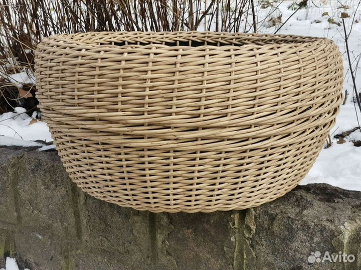 Кашпо корзина из искусственного ротанга