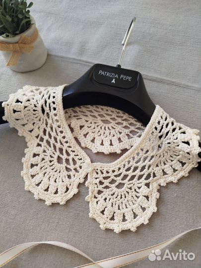 Воротник съемный белый