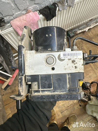 Блок abs volkswagen jetta 6