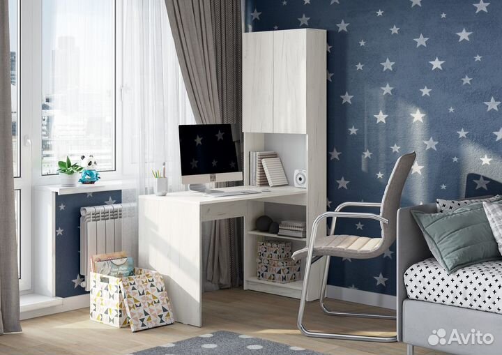 Стол письменный 