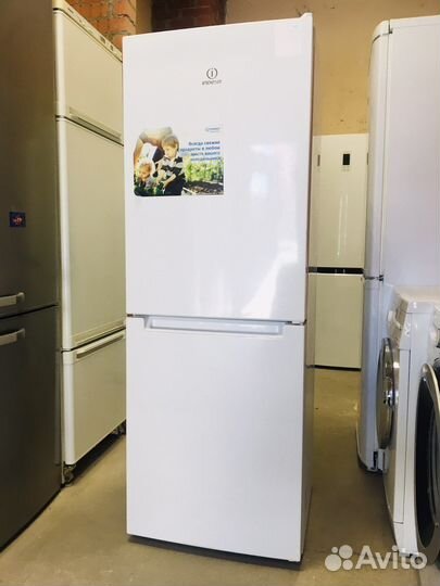 Холодильник Indesit