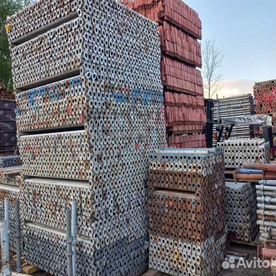 Кап-лок, Домкрат резьбовой нижний