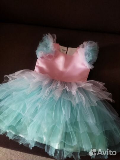 Платье нарядное