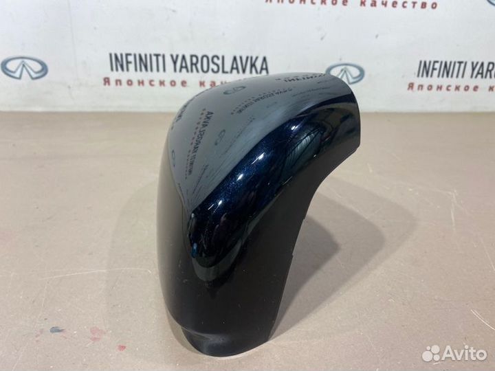 Крышка зеркала правая Toyota Land Cruiser 300 J300