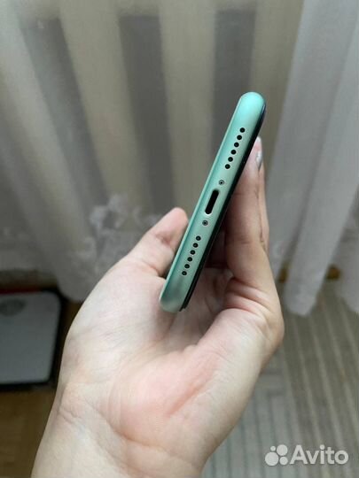 iPhone 11, 256 ГБ