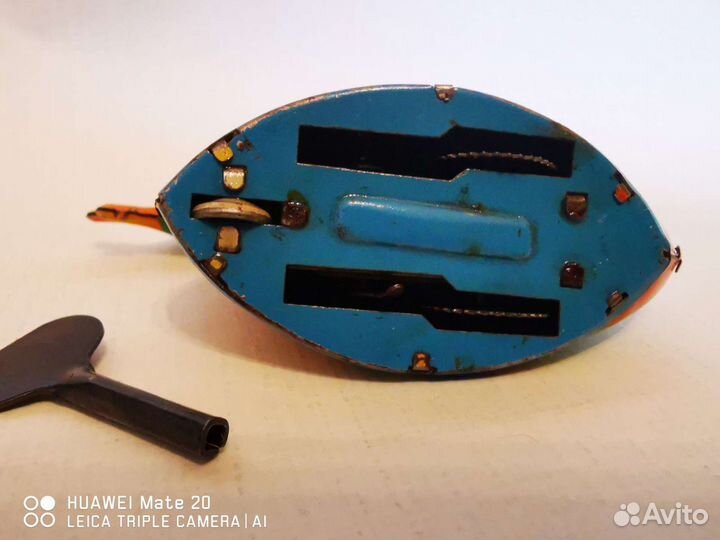 Игрушка СССР механическая, заводная уточка