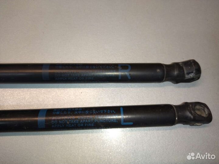 Газовые упоры Mazda 3 BK