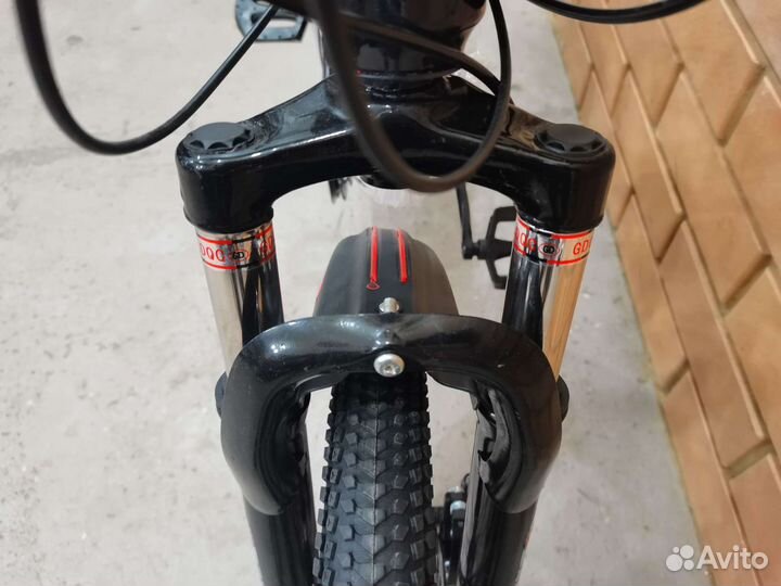 Велосипед скоростной, колёса 20 дюймов,чёрно-красн