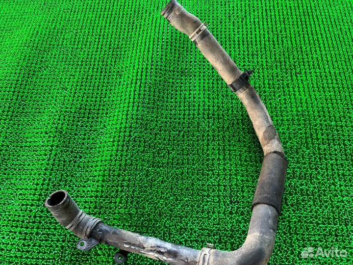 Патрубок системы охлаждения Volkswagen Amarok