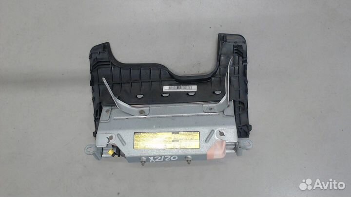 Подушка безопасности коленная Toyota Yaris, 2006