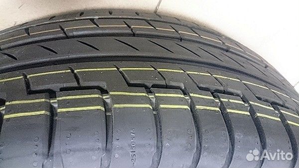 Continental ContiPremiumContact 6 235/50 R19 103Y