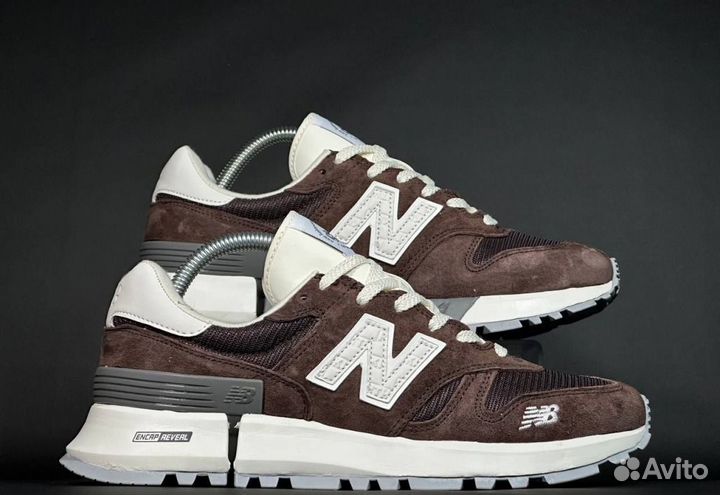 Кроссовки New Balance 1300