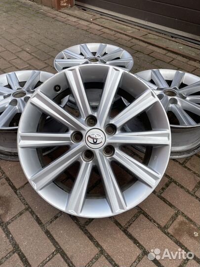 Диски R17 Toyota 5x114.3