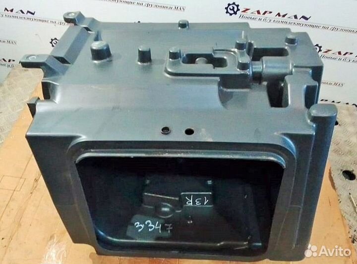 Ящик инструментальный правый Man Tgl