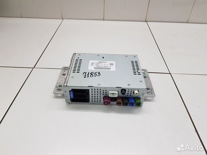 Медиацентр (Geely Coolray)