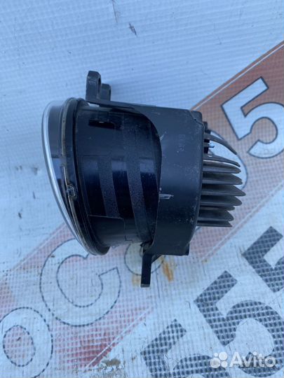 Противотуманная фара Toyota/lexus