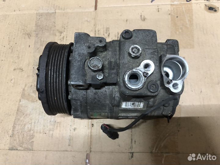 Компрессор кондиционера Mercedes 4472208221