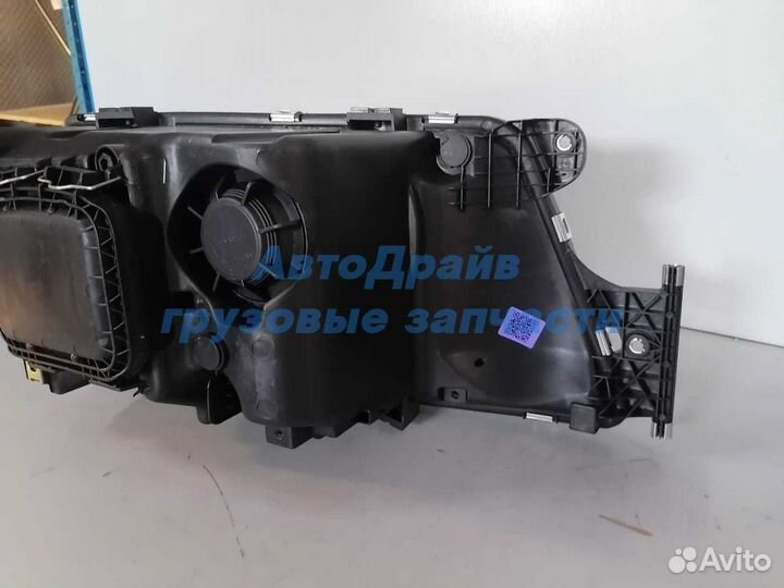 Фара Ман Тгс Тгх левая