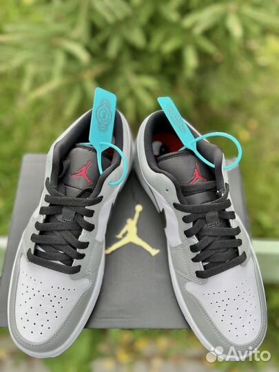 Новые Air Jordan 1 Low Light Smoke Grey 42 43 44