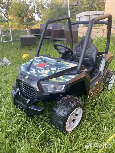 Электромобиль полноприводный детский