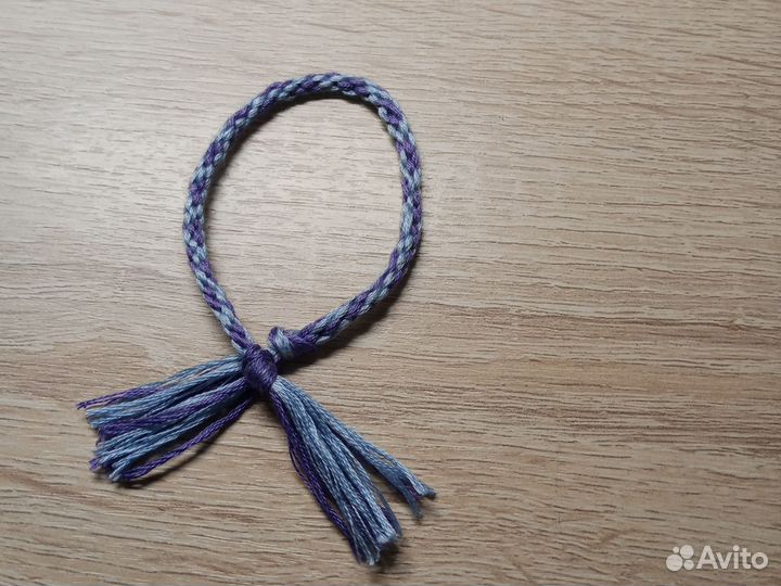 Фенечки из ниток