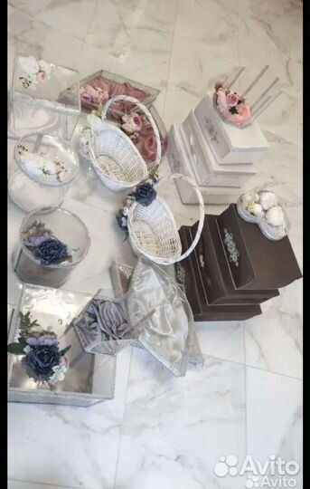 Коробки на нишан