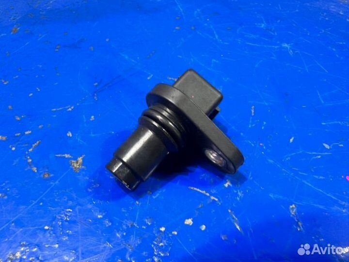 Датчик распредвала задний Nissan Teana J32 VQ25