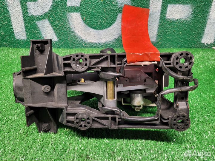 Селектор АКПП Toyota Auris