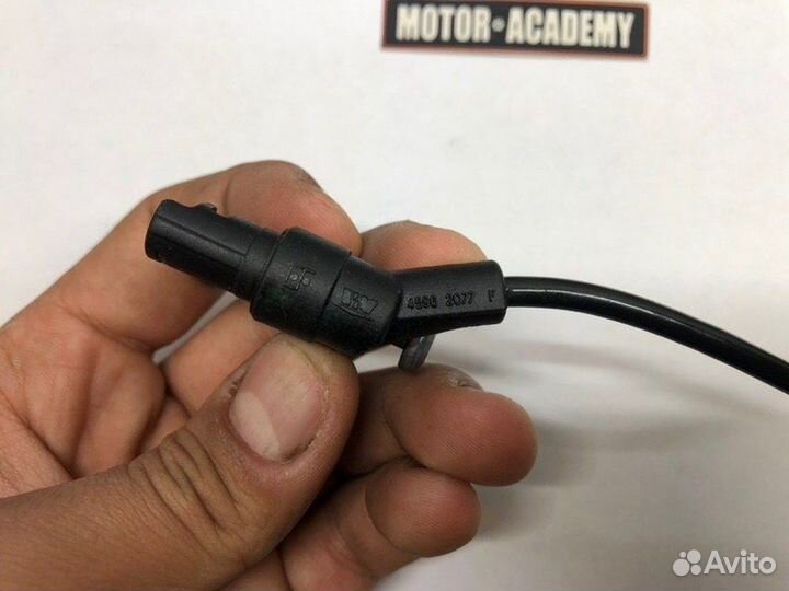 Датчик коленвала Jeep 3.0 EXF