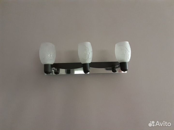 Светильники (бра)