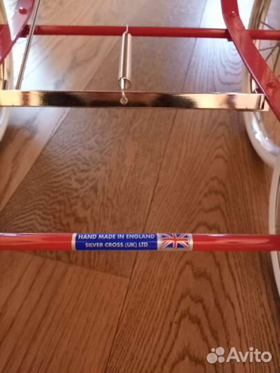 Прогулочная коляска для девочки