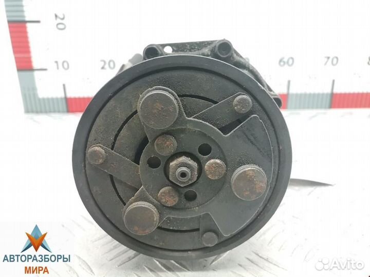 Компрессор кондиционера Volkswagen Golf 4 2002