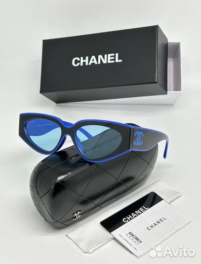 Солнцезащитные очки Chanel